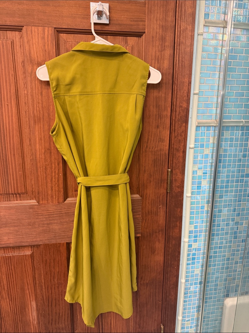 Ronni Nicole Olive Sleeveless Shirt Dress with Belt - Picture 4 of 5